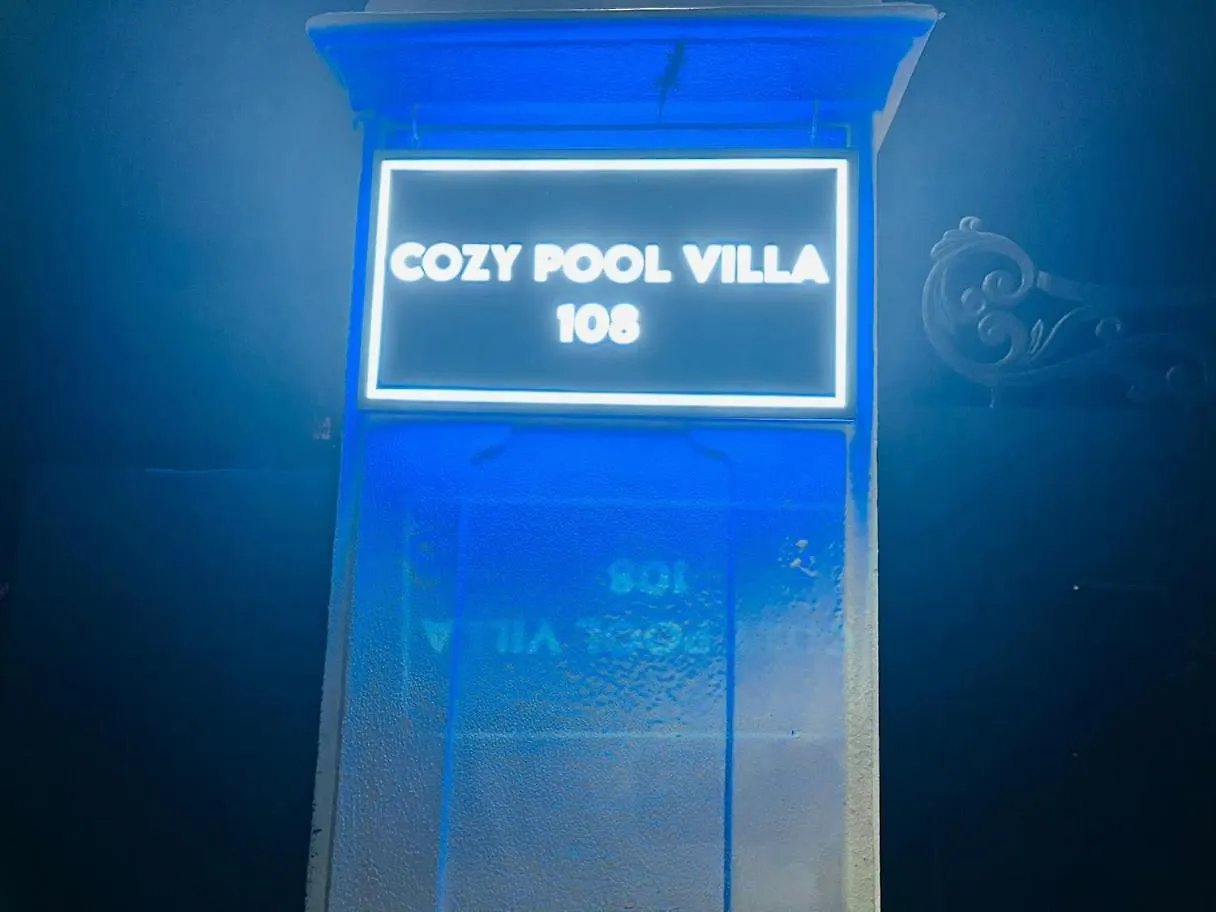 Negombo Cozy Pool Villa 게스트하우스
