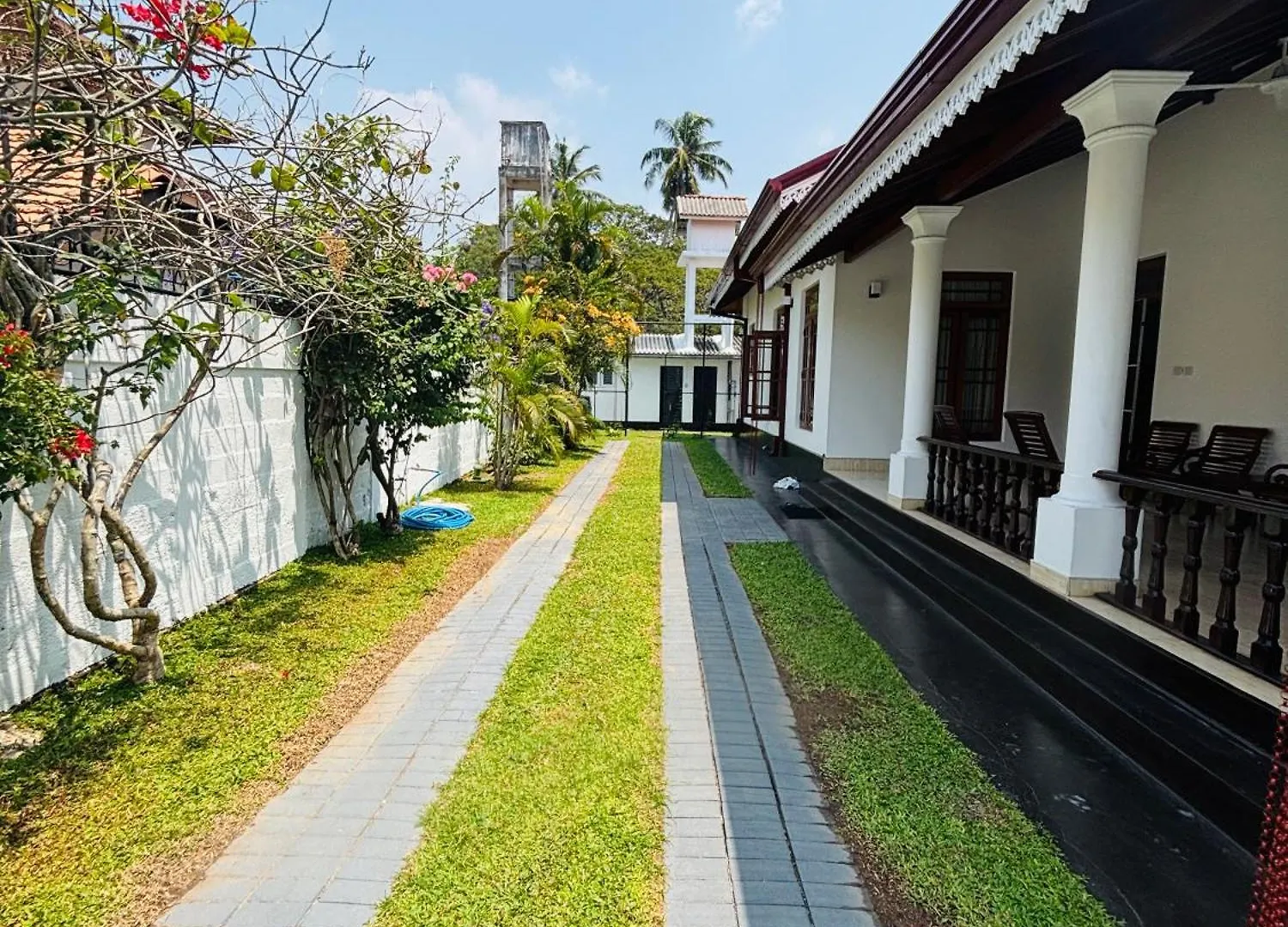 Negombo Cozy Pool Villa