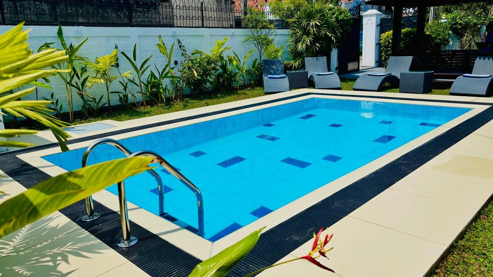 게스트하우스 Negombo Cozy Pool Villa